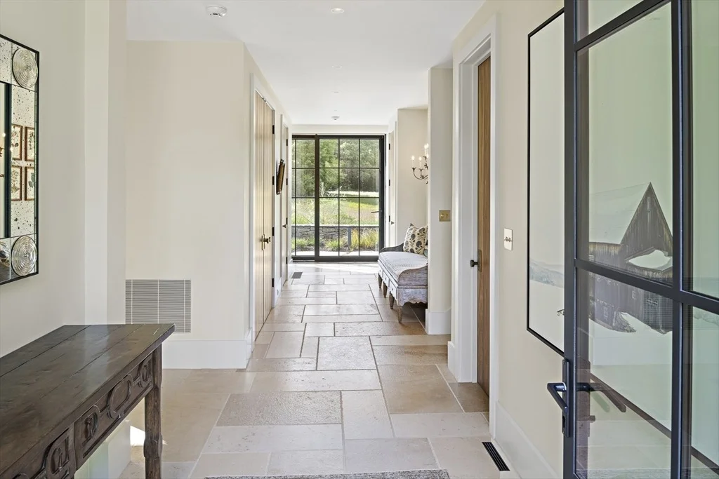 Photo of 8 Silver Hill