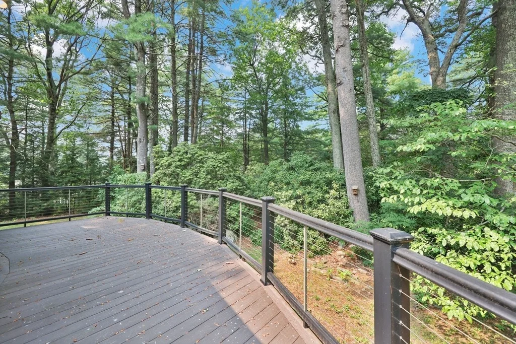 Photo of 8 Fox Hill Dr