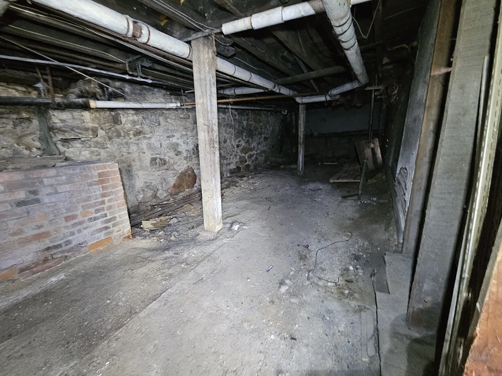 Photo of 24 Spring St