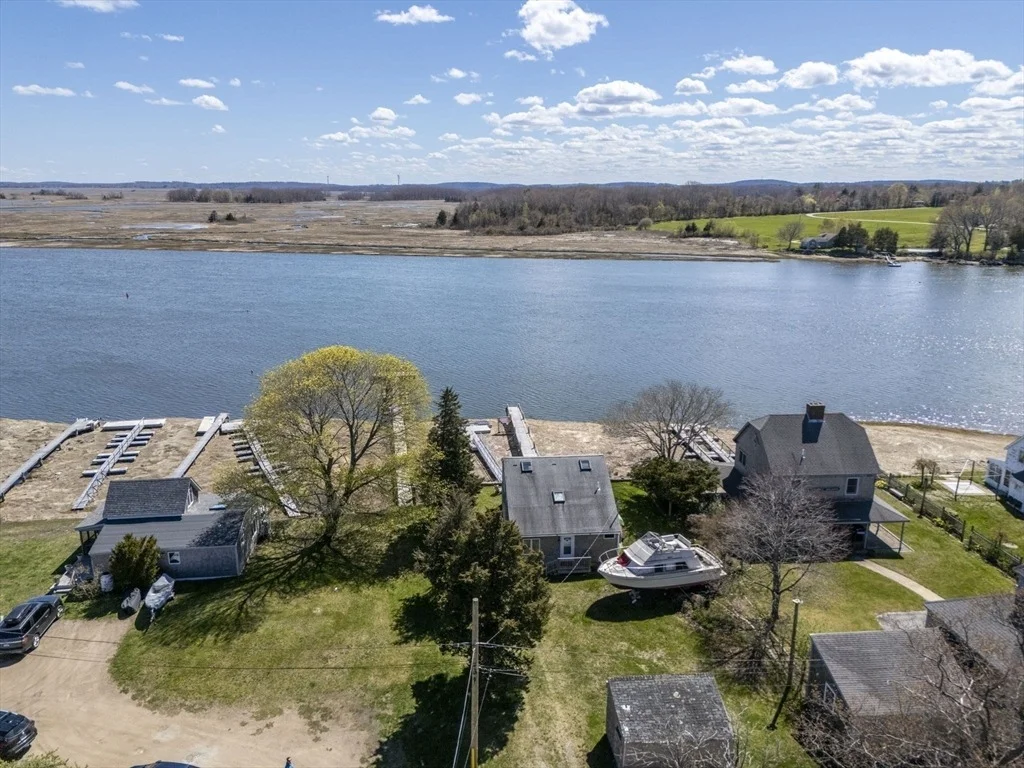 Photo of 58 Riverfront East