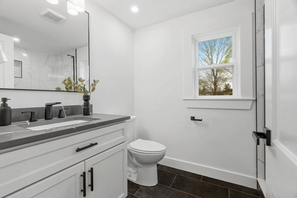 Photo of 1806 Beacon St