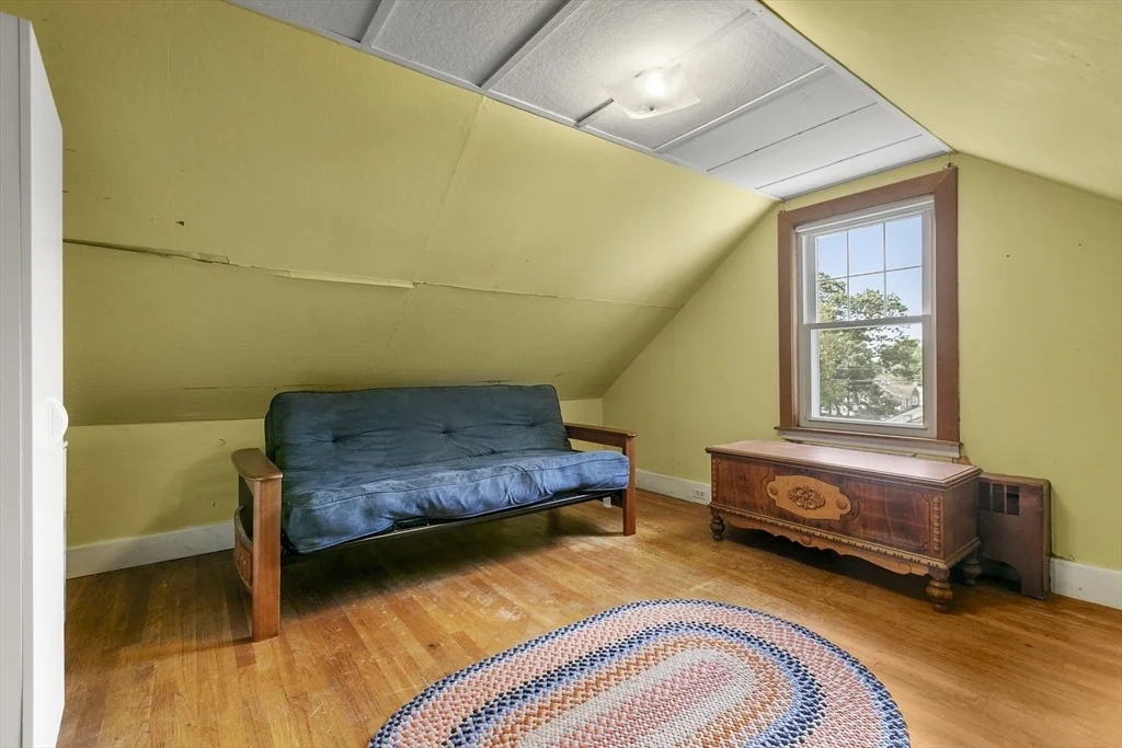 Photo of 43 Longmeadow Road