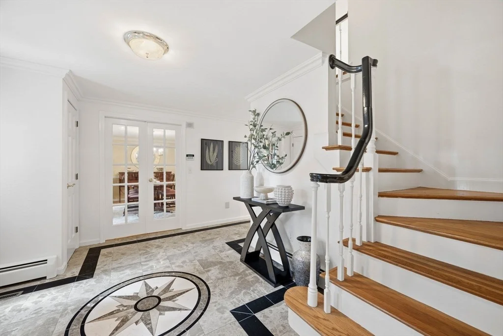 Photo of 4 Juniper Ln