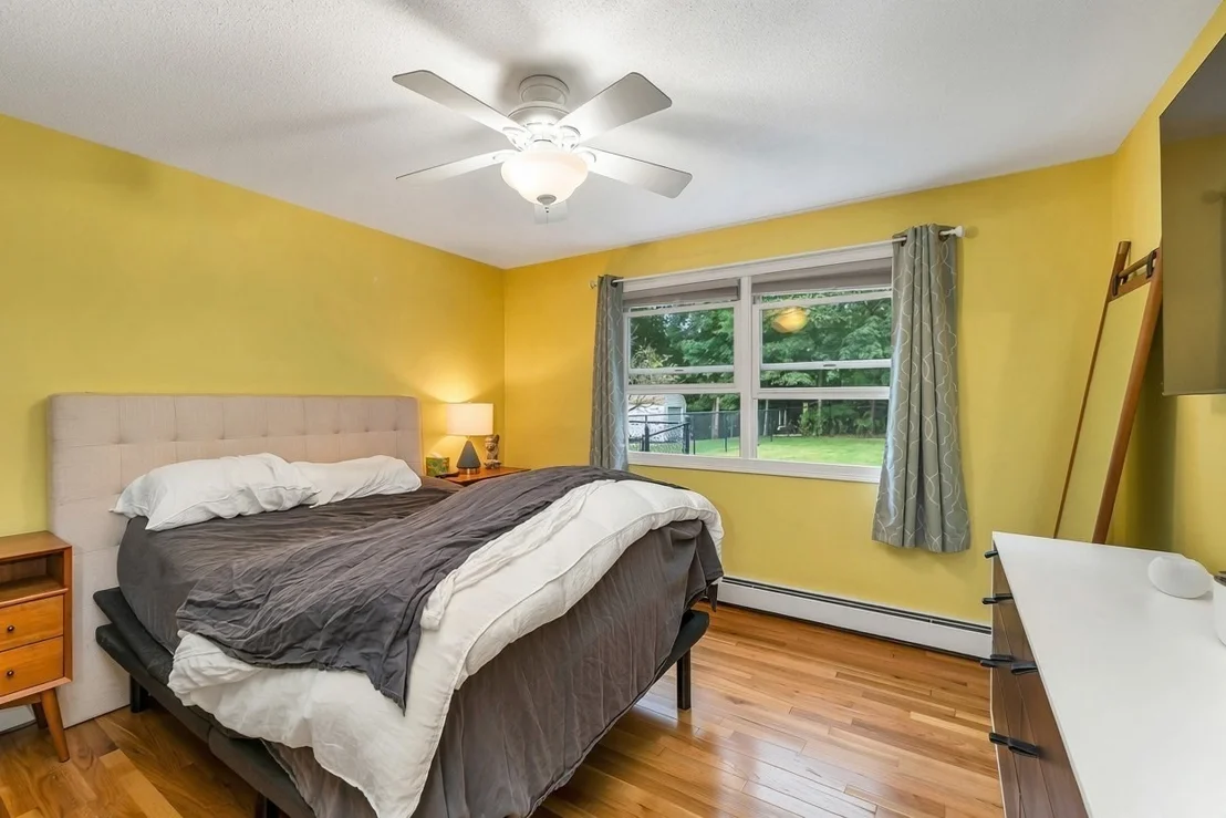 Photo of 10 Davis Road