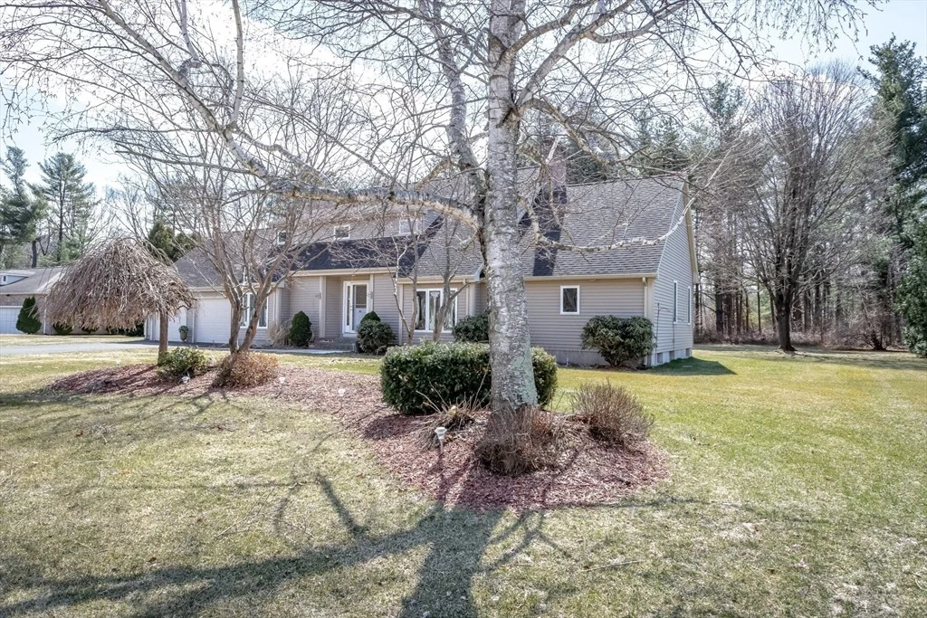 Photo of 42 Mockingbird Ln