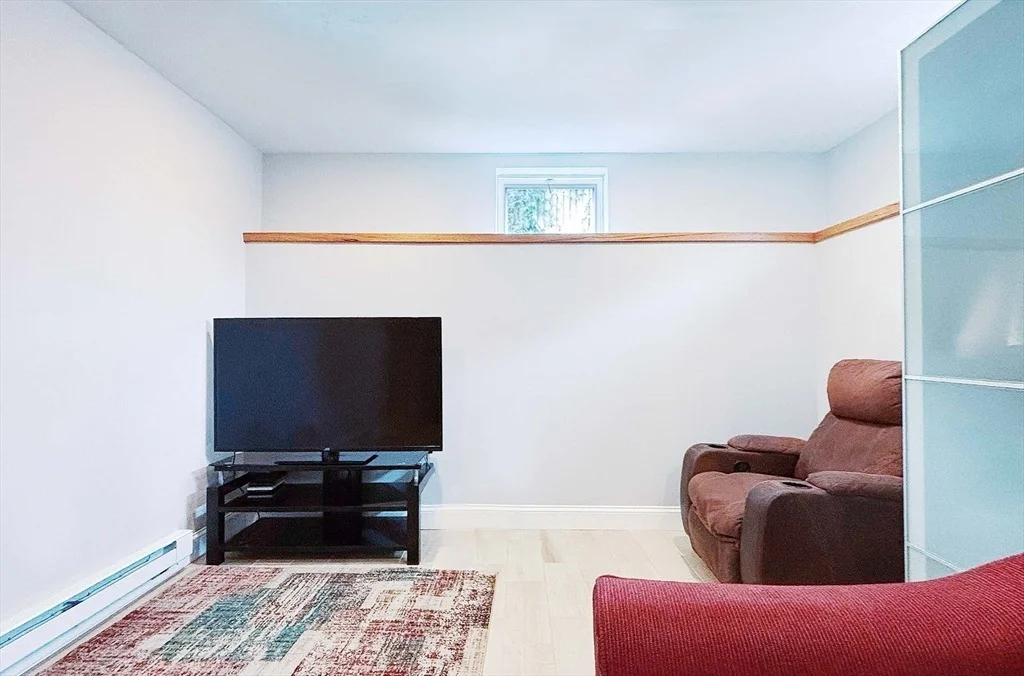 Photo of 44 Harmon St