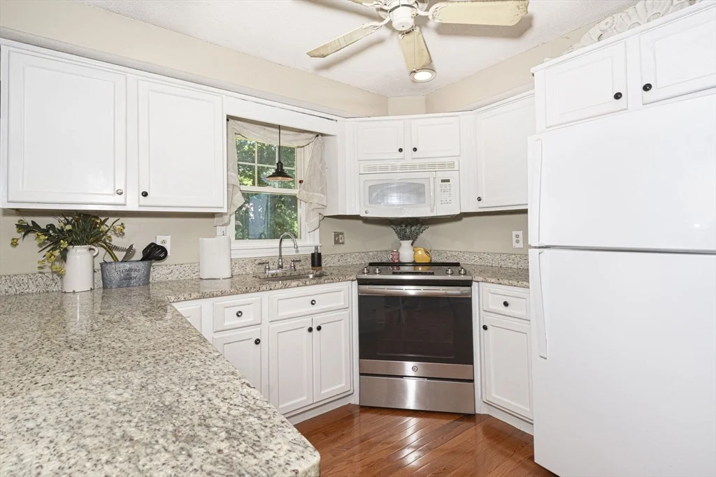 Photo of 53 Boutelle Rd
