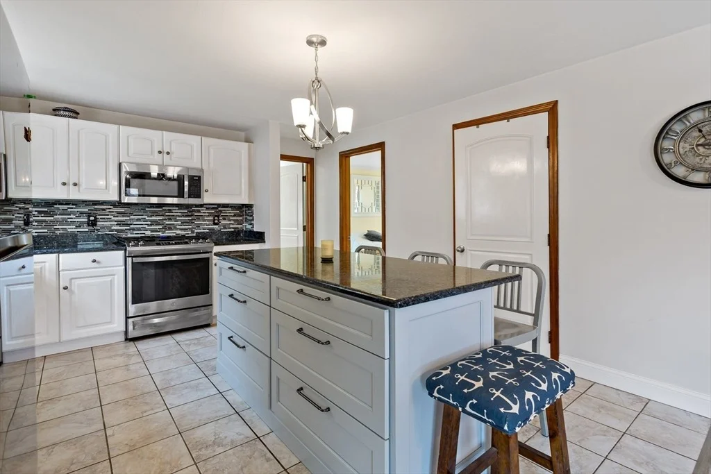 Photo of 18 Seabrook Dr