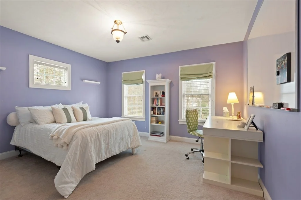 Photo of 3 Antique Cir
