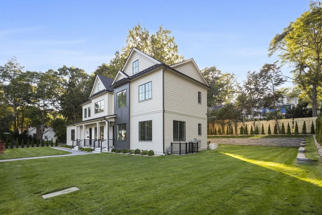 Photo of 125 Allen Ave