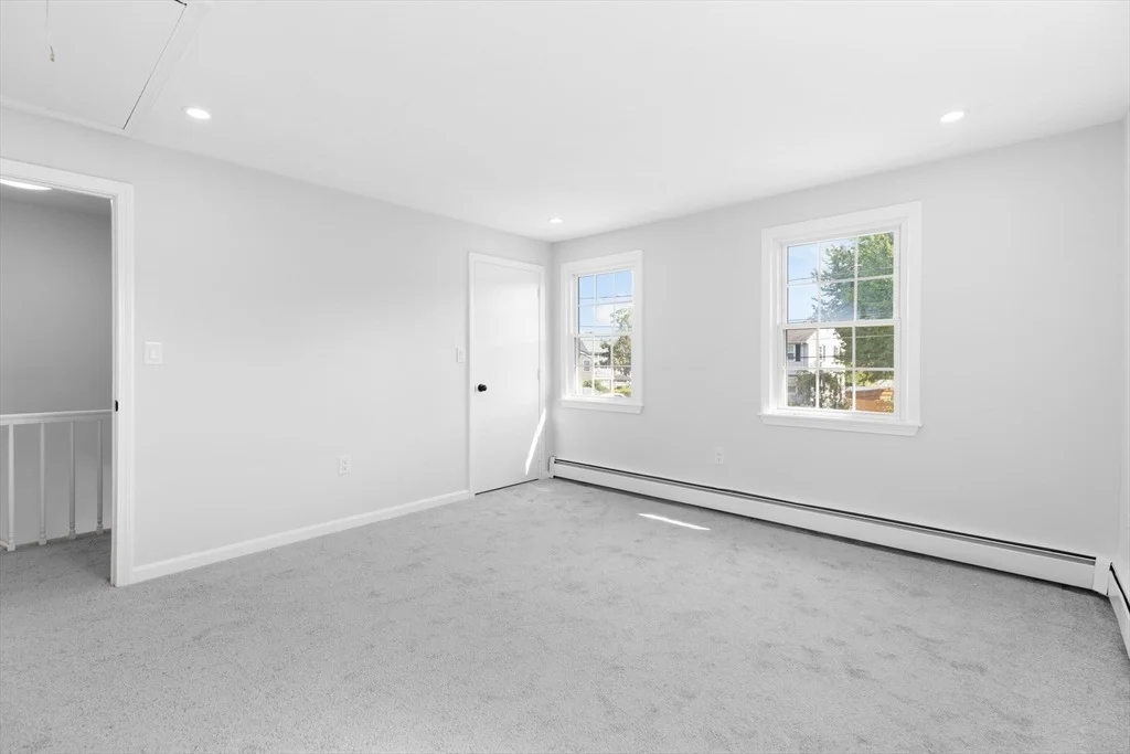 Photo of 20 Barbara Circle