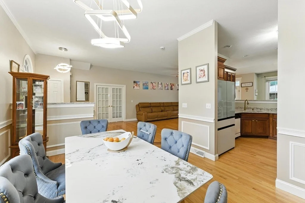 Photo of 30 Radisson Ln