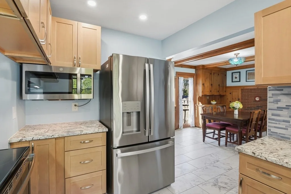 Photo of 35 Edgewater Drive