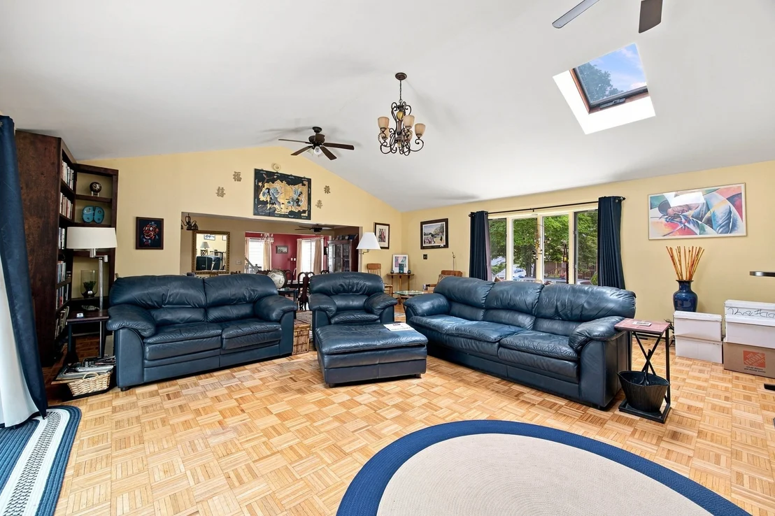Photo of 60 Brickett St
