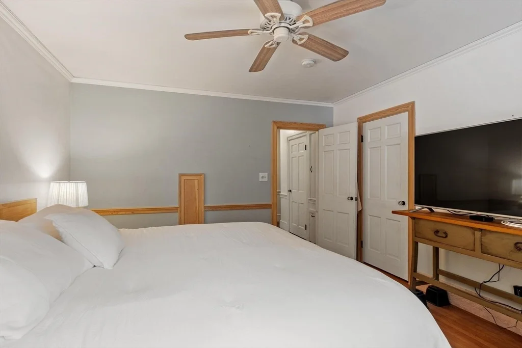 Photo of 289 Sterling Rd