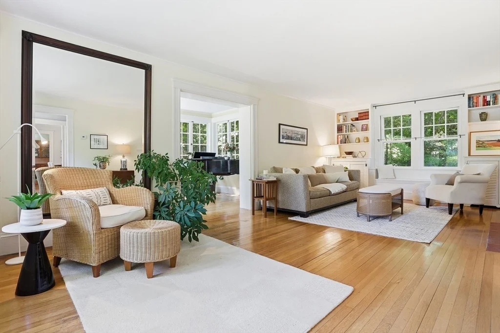 Photo of 42 Crescent Rd