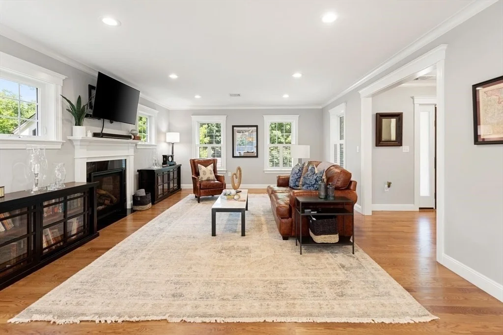 Photo of 166 Pearl Street