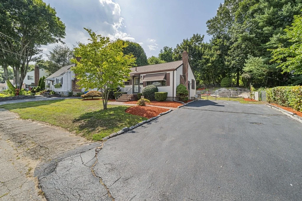 Photo of 12 Gloria Rd