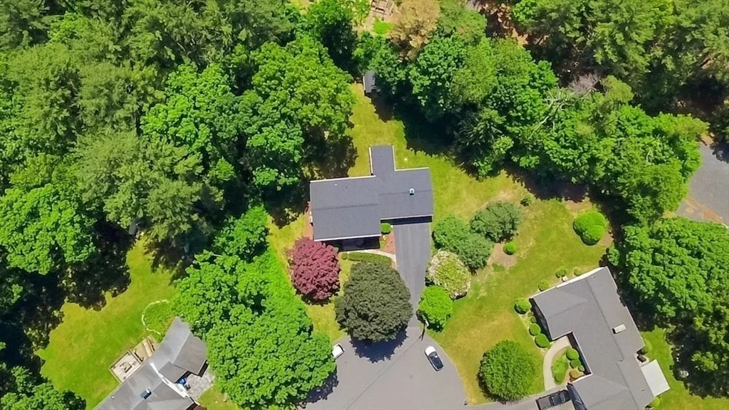 Photo of 104 Jackson Dr