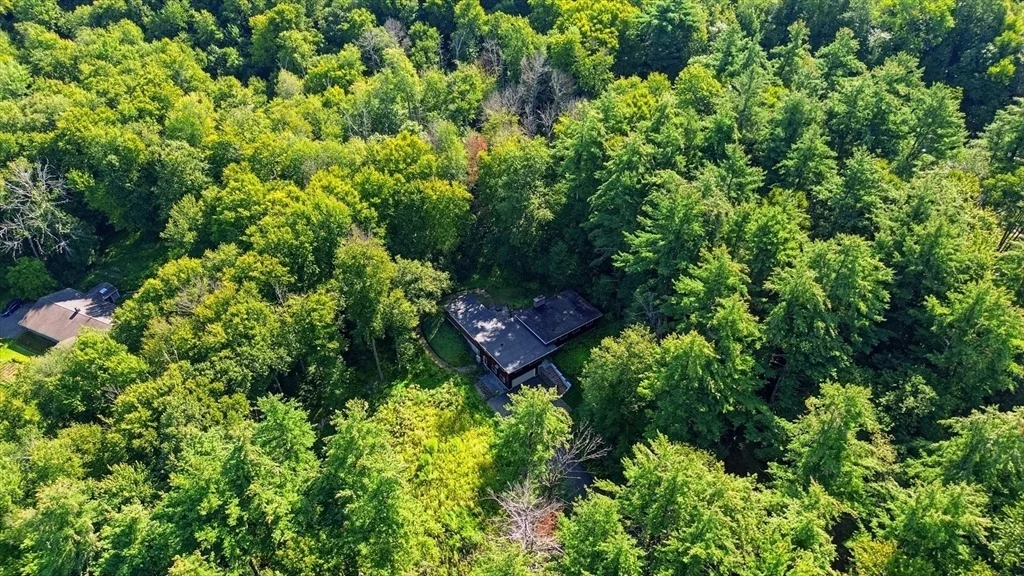 Photo of 131 Warren Ave