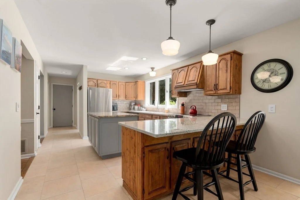 Photo of 180 Loomis Ridge
