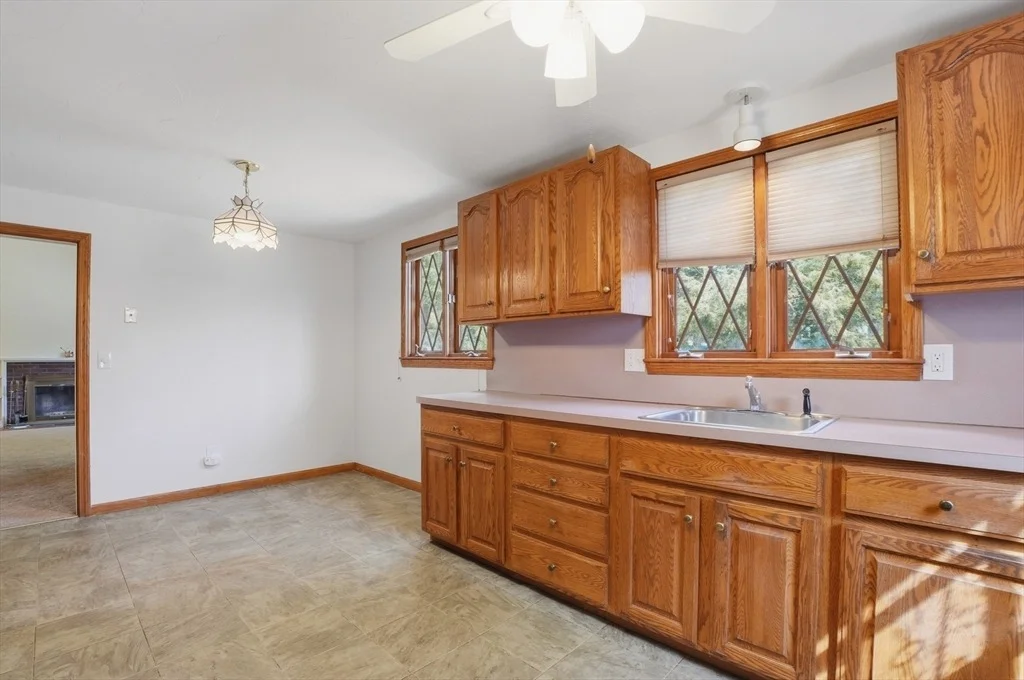 Photo of 6 Pine Knoll Road