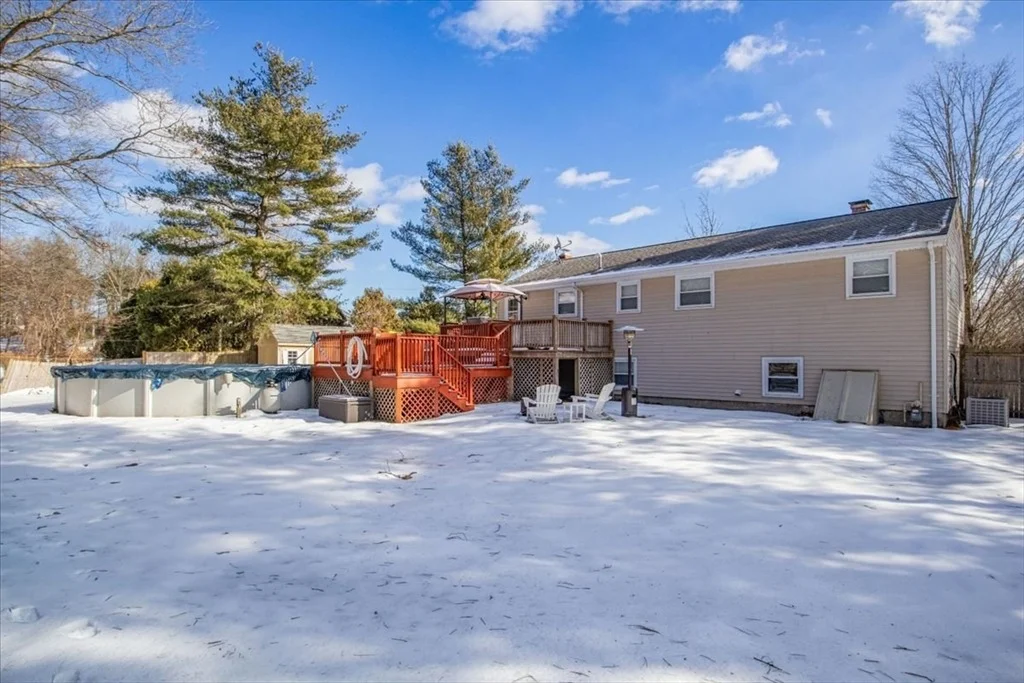 Photo of 107 Lakeview Dr