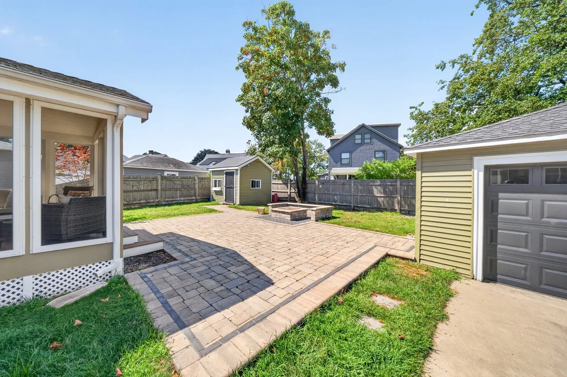 Photo of 41 Emerson Rd