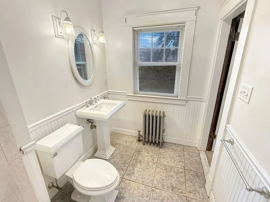 Photo of 575 Beacon St