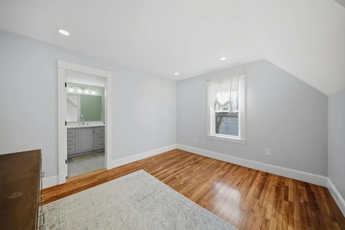 Photo of 22 Houston Pl