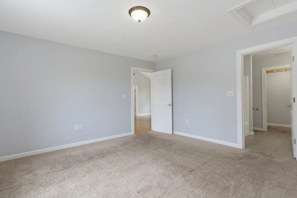 Photo of 70 Swan Ave