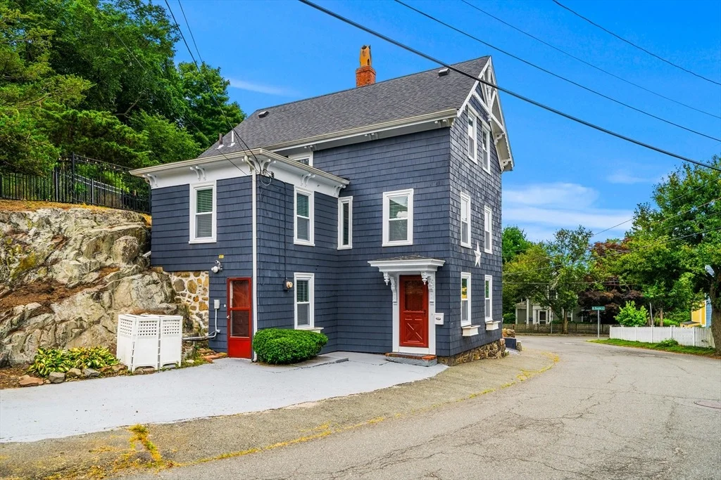 Photo of 53 Sewall St