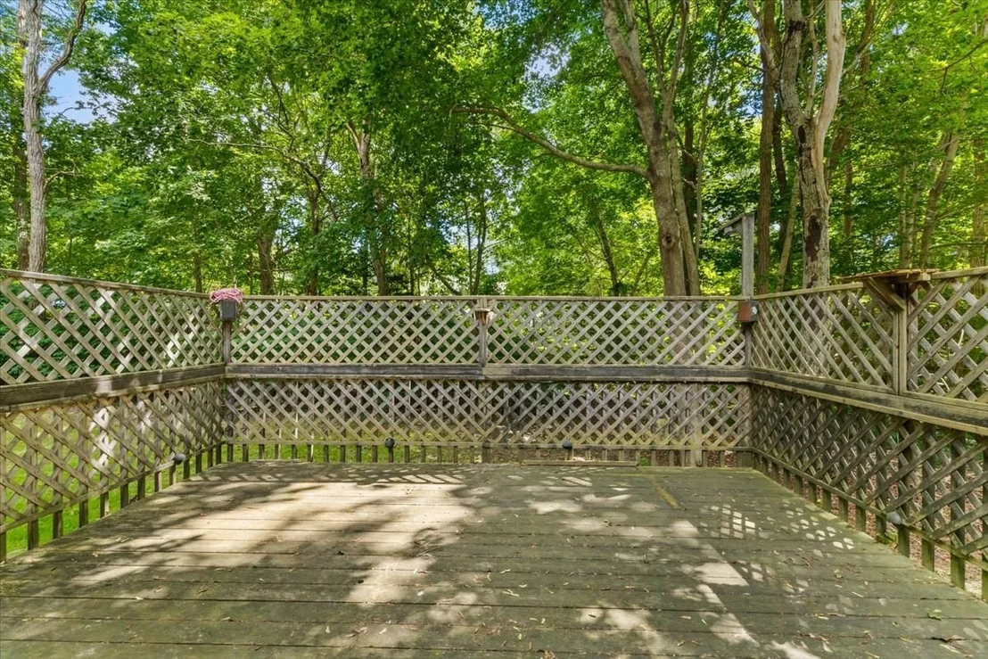 Photo of 8 Clay Pond Rd