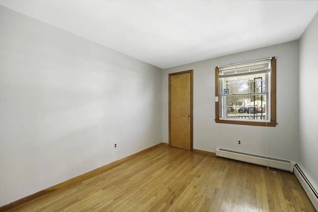 Photo of 47 Boucher Cir