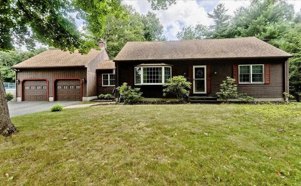 Photo of 4 Caroline Cir