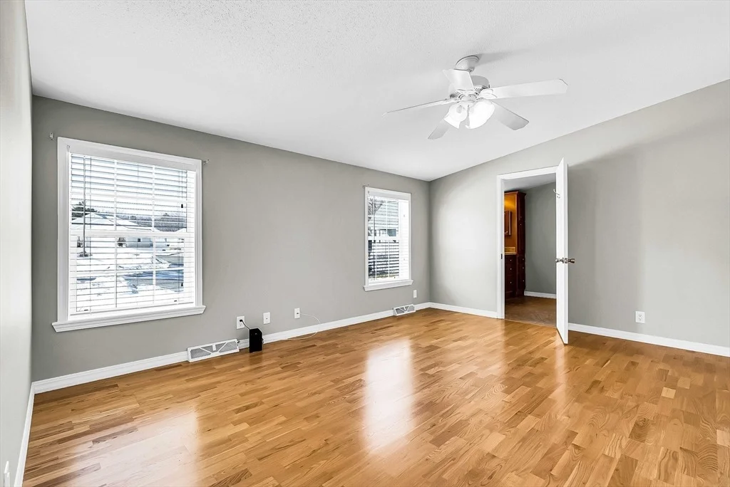 Photo of 32 Modena Circle