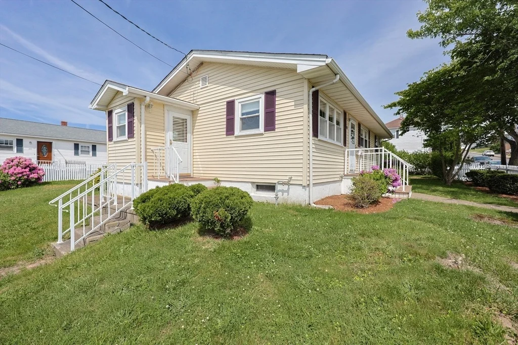 Photo of 320 Mount Hope Ave
