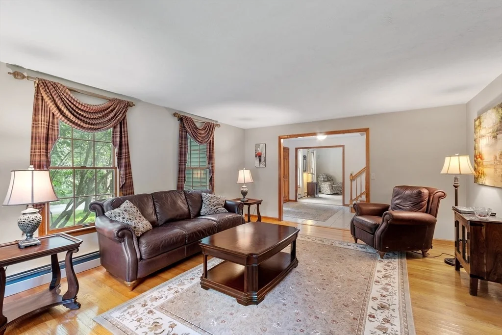 Photo of 492 Stow Rd