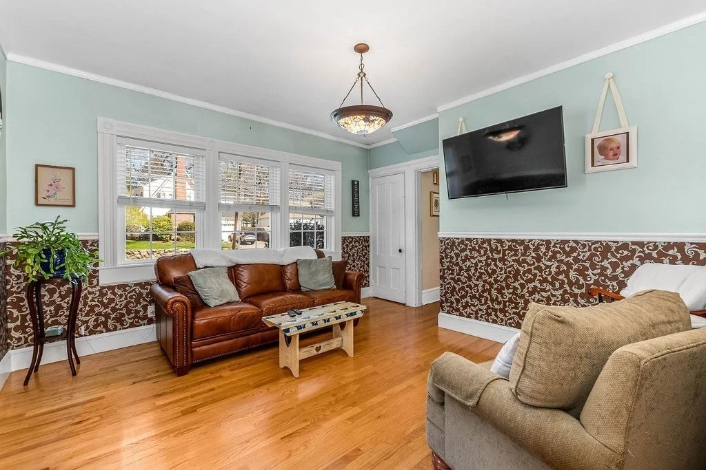 Photo of 180 Walnut St