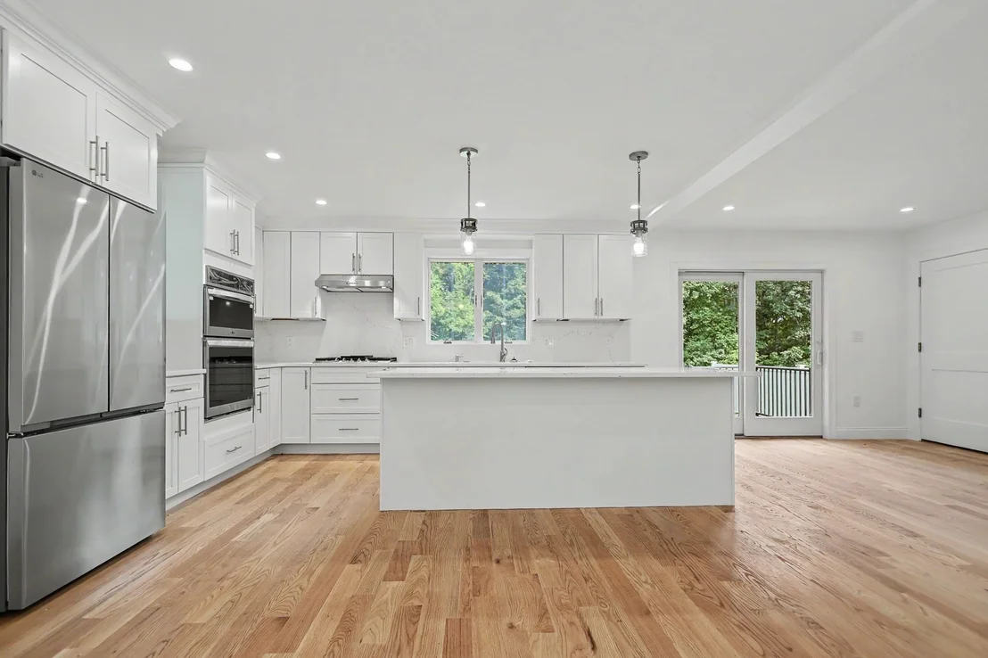 Photo of 7B Lakeshore Dr