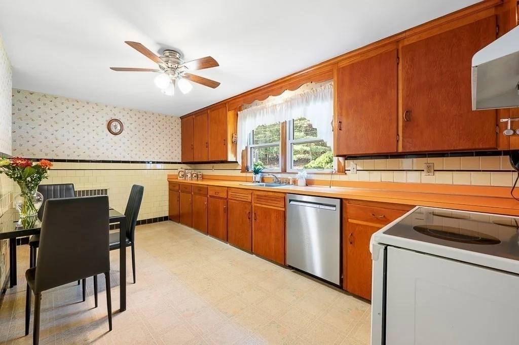 Photo of 101 Barnett Rd.