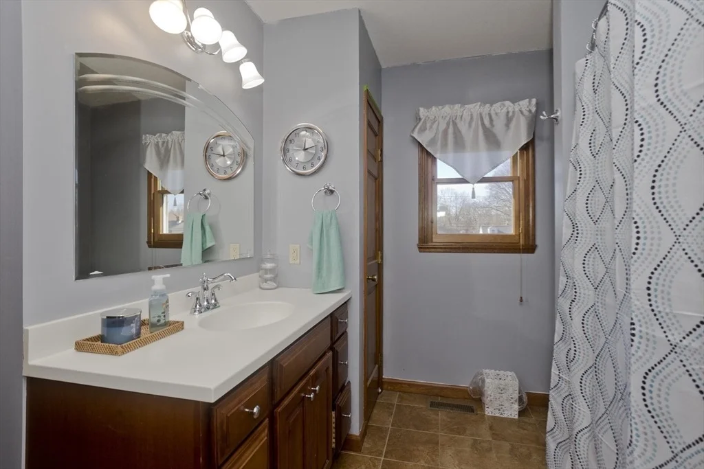 Photo of 48 Vail St