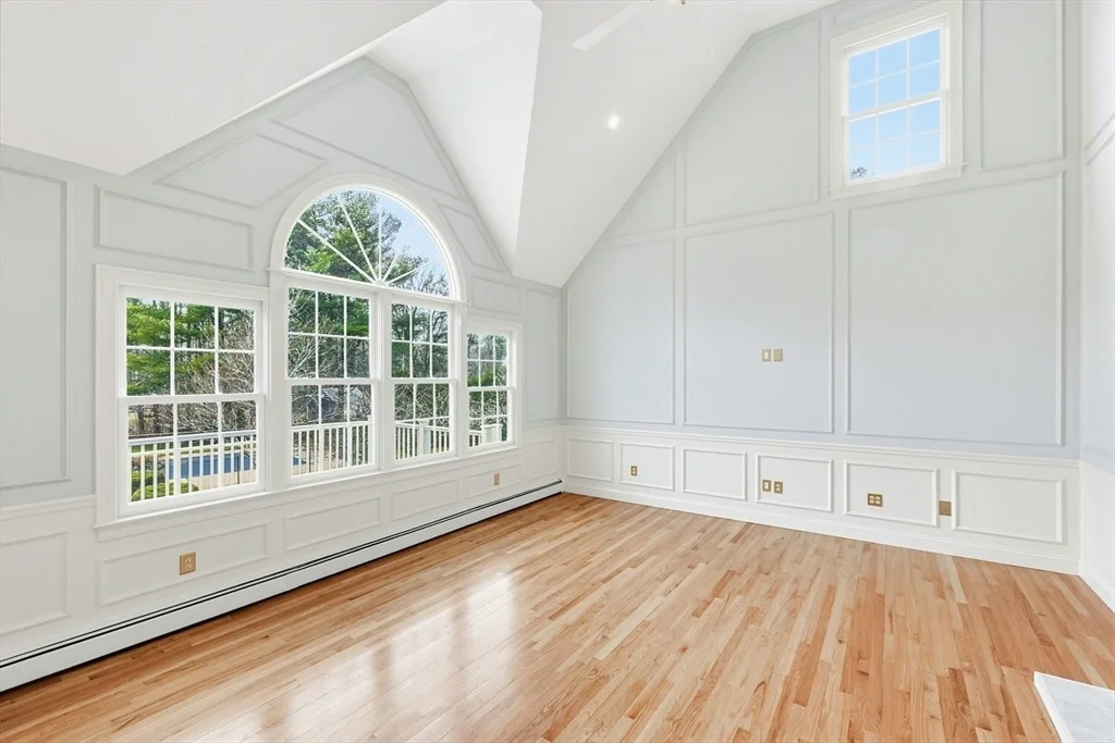 Photo of 2 Fieldstone Dr