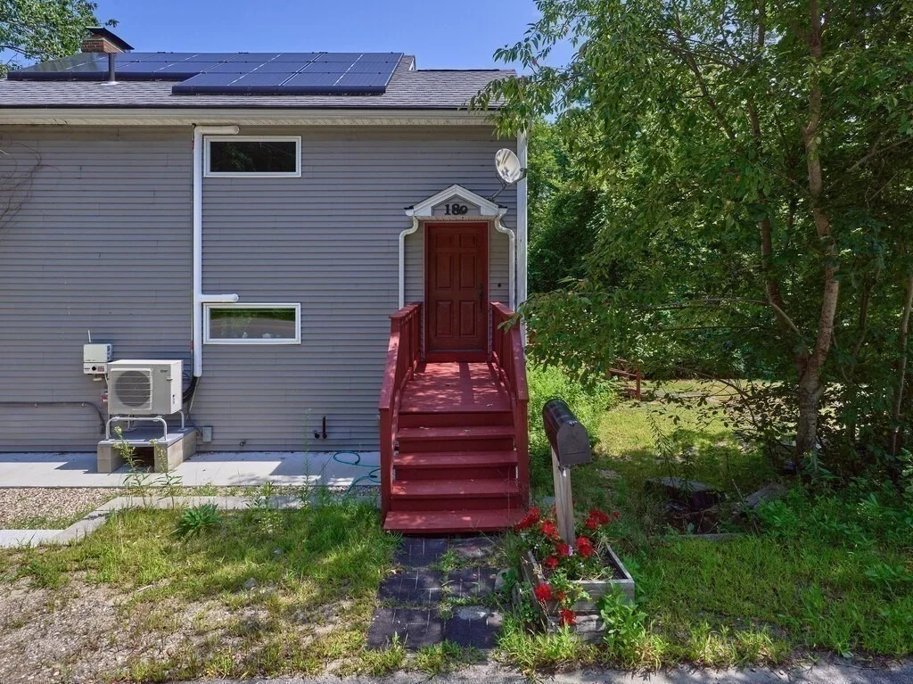 Photo of 189 Maple Avenue