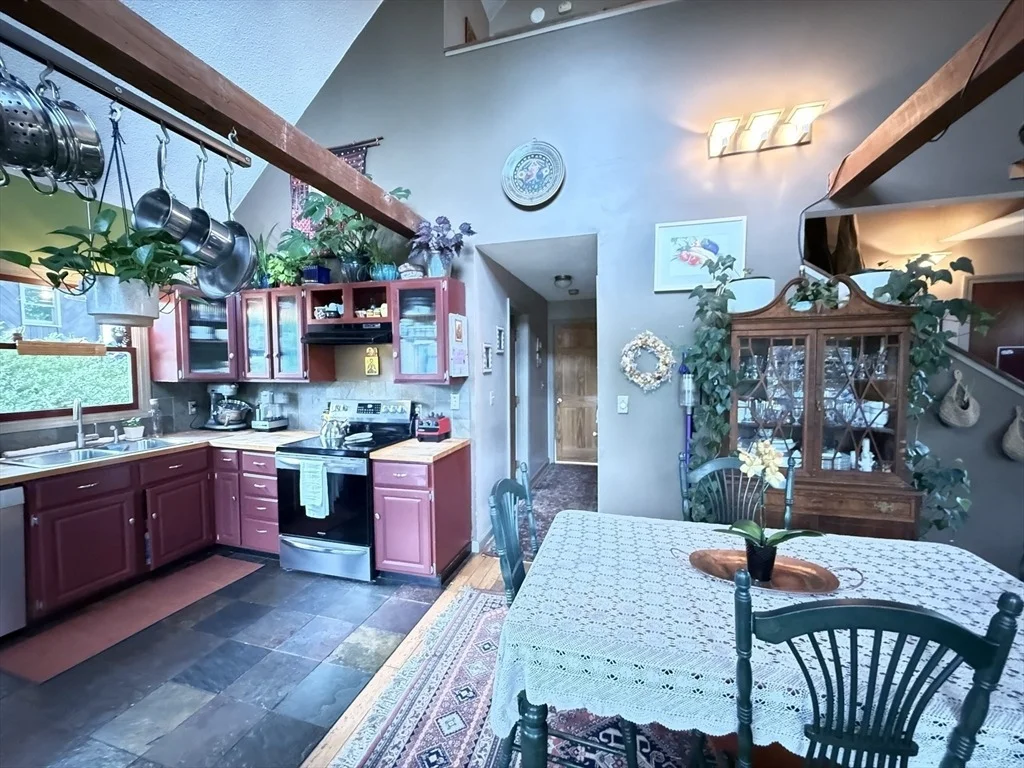 Photo of 26 Horseshoe Cir