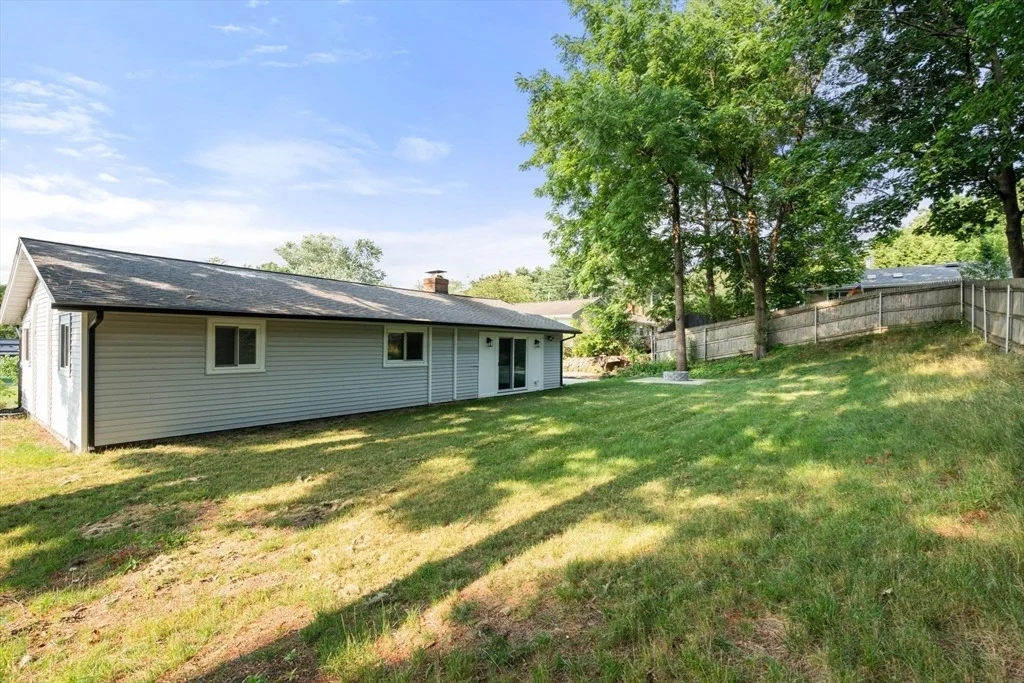 Photo of 6 Ruth Dr