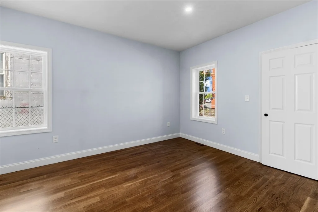 Photo of 489 Spring St.
