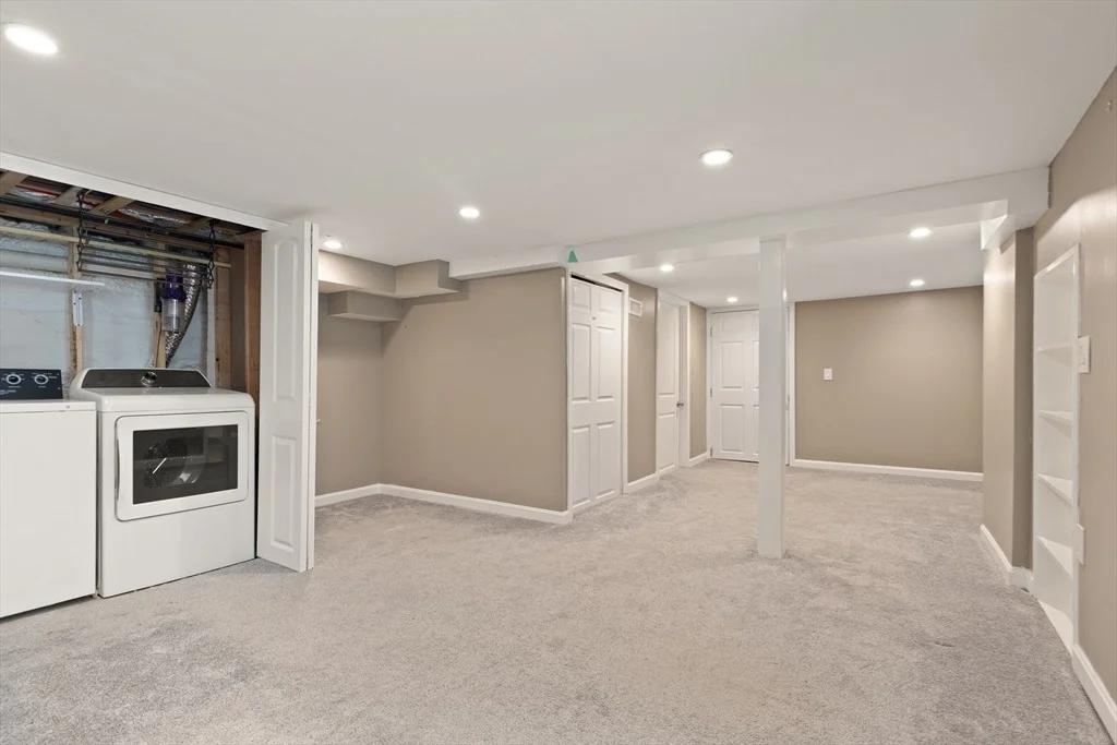 Photo of 34 Maple Avenue
