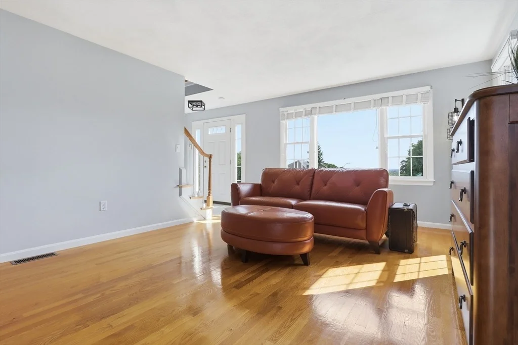 Photo of 44 Raffaele Drive