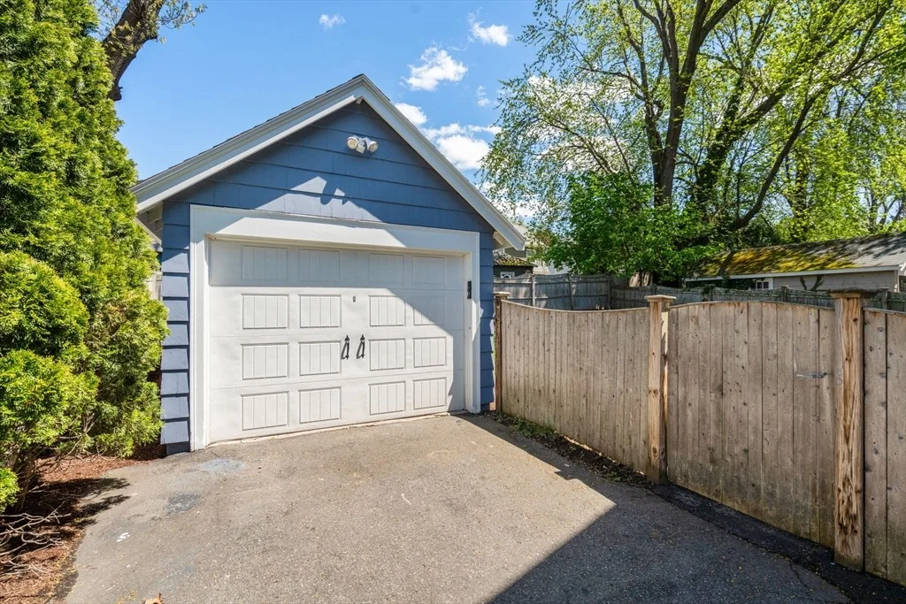 Photo of 33 Longfellow Road